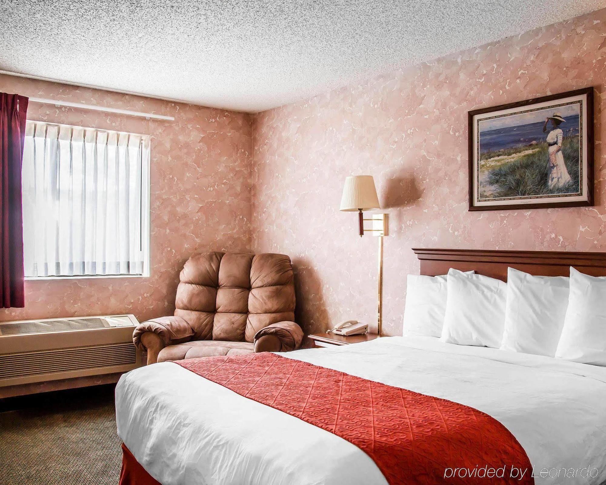 Econo Lodge Firestone Екстериор снимка